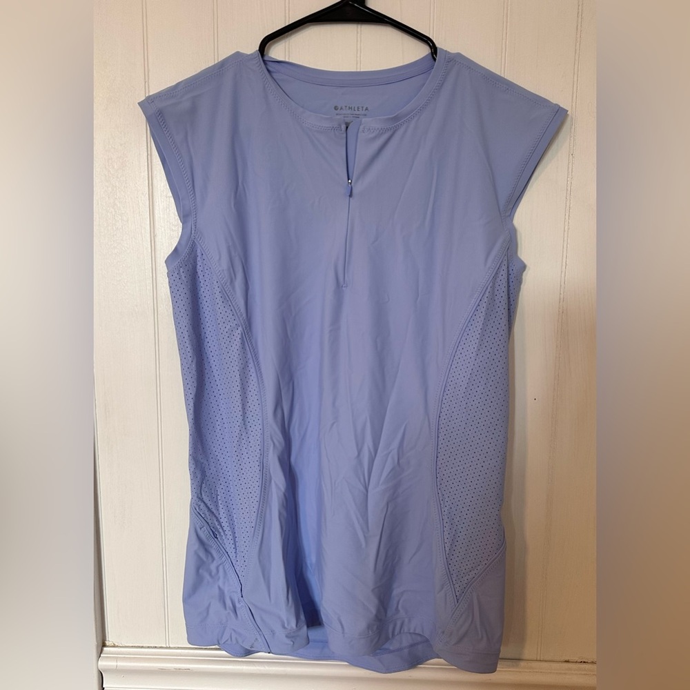 Athleta Pacifica Periwinkle Athletic Top